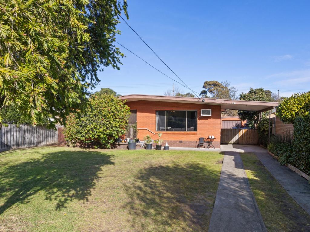 32 WARRANILLA AVE, ROSEBUD, VIC 3939