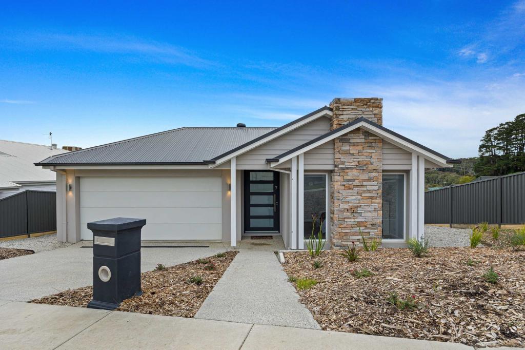 7 Lautaret Rd, Brown Hill, VIC 3350