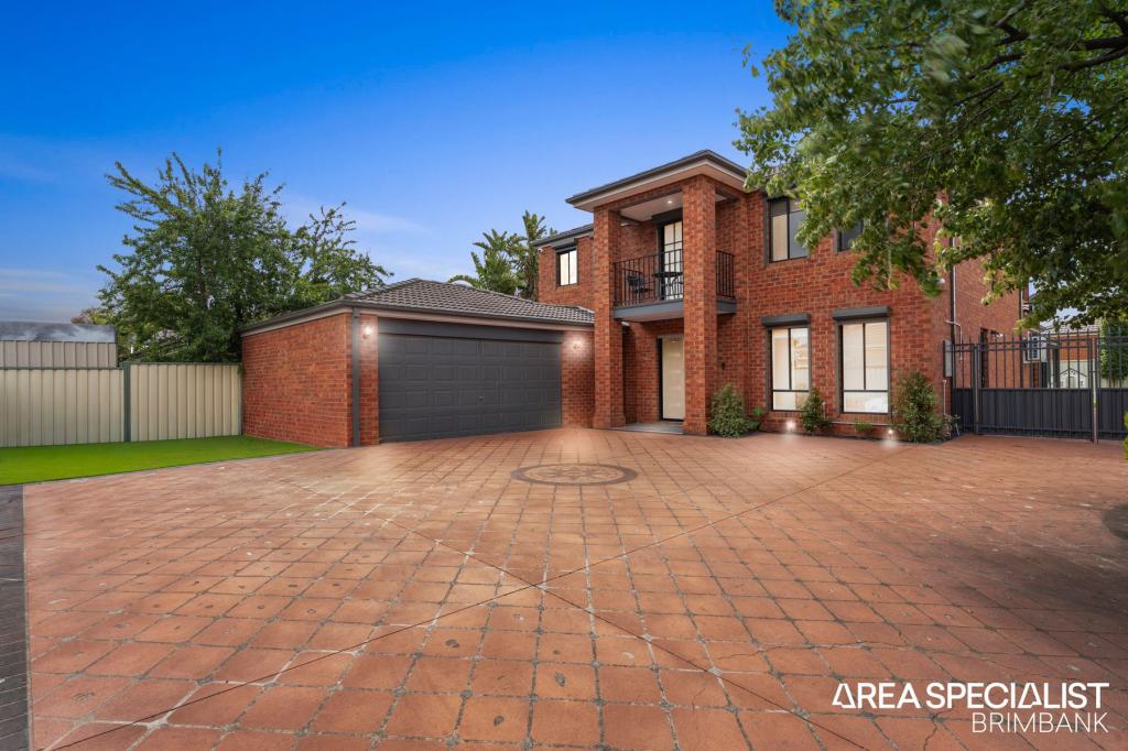 3 SILVERDALE WALK, CAIRNLEA, VIC 3023