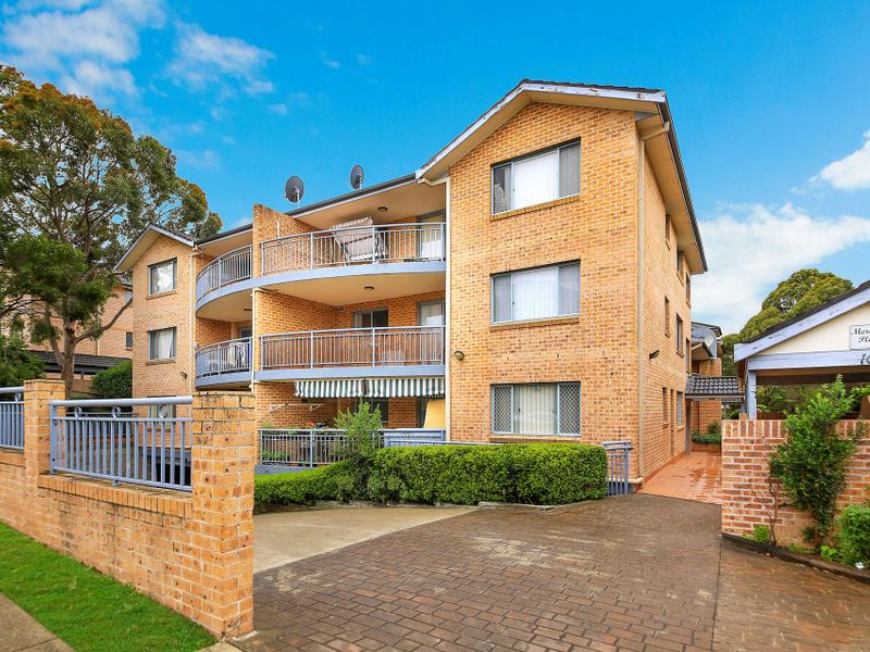 4/105 MEREDITH ST, BANKSTOWN, NSW 2200