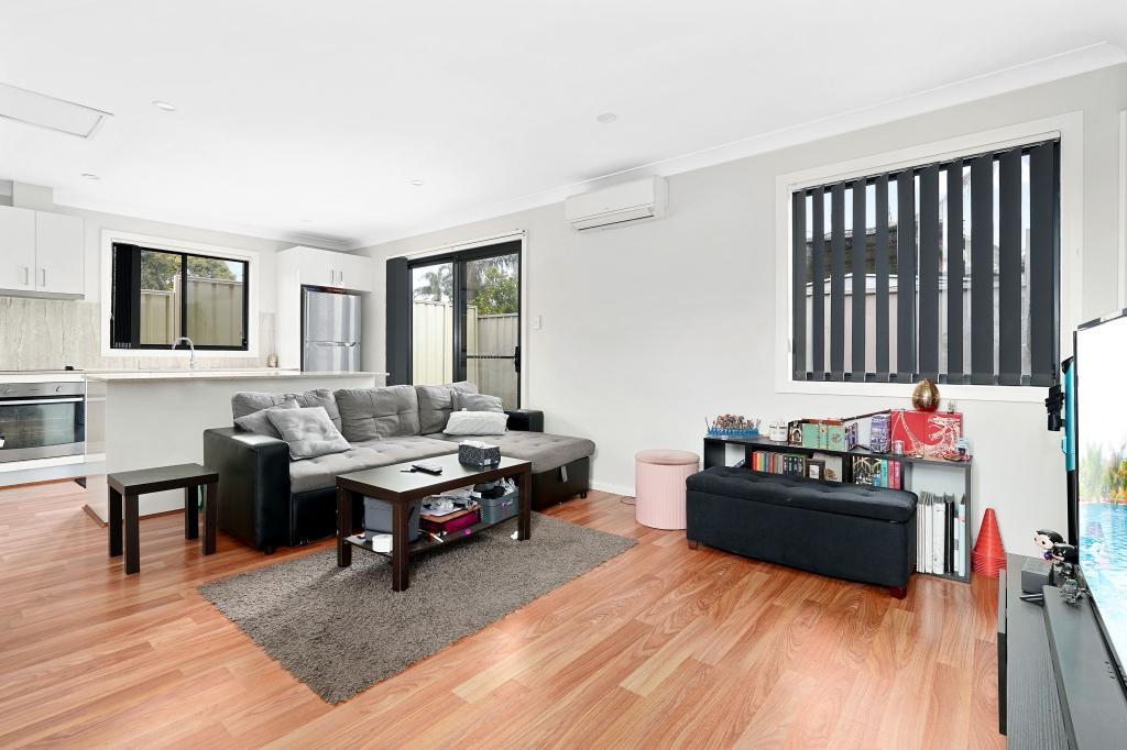 13A TRENT PL, HASSALL GROVE, NSW 2761