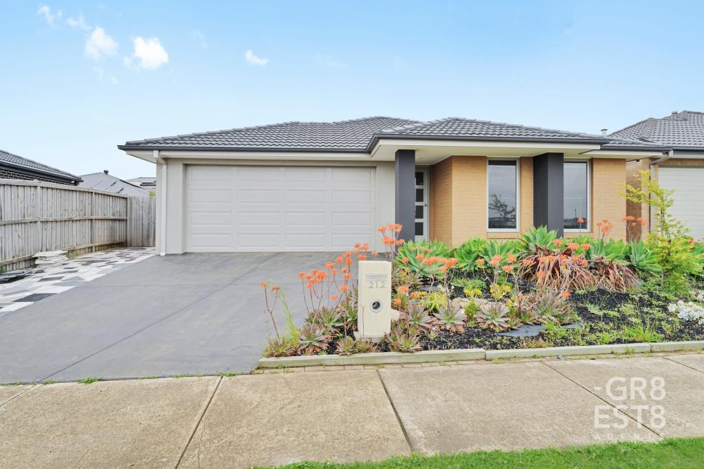 212 Saint Germain Bvd, Clyde North, VIC 3978