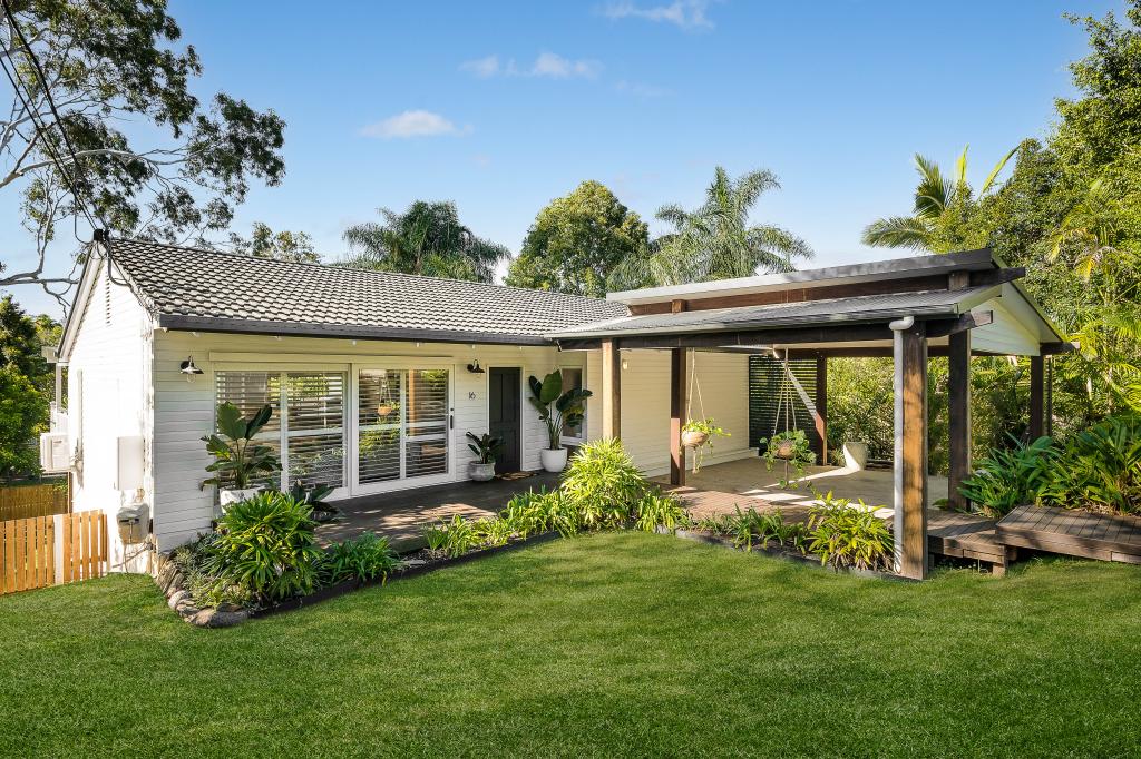 16 Trenton St, Kenmore, QLD 4069