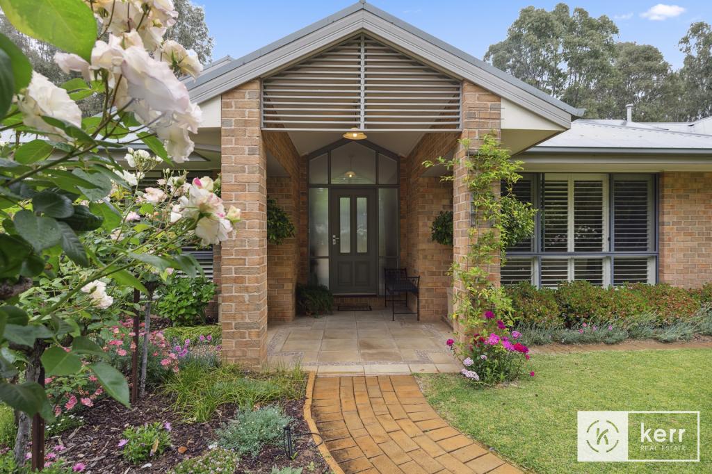 12 Dundon Cl, Tocumwal, NSW 2714