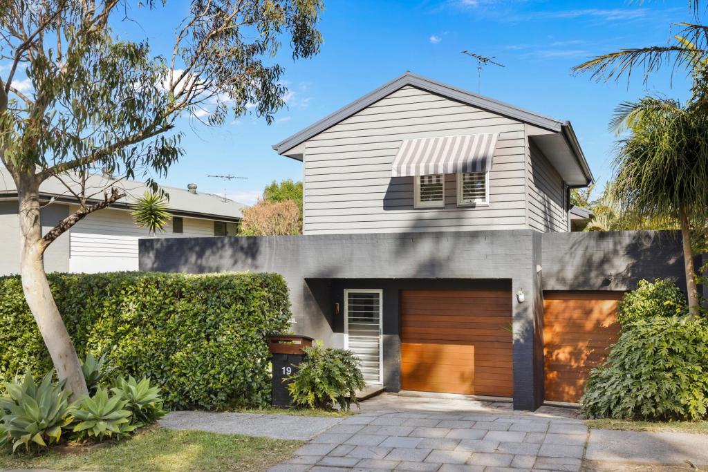 19 Orchard St, Warriewood, NSW 2102