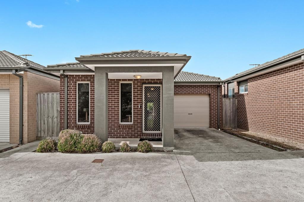 8/37-39 Valencia Cct, Cranbourne, VIC 3977