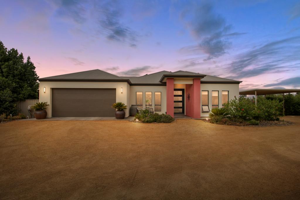 14 Curren Rd, Berri, SA 5343