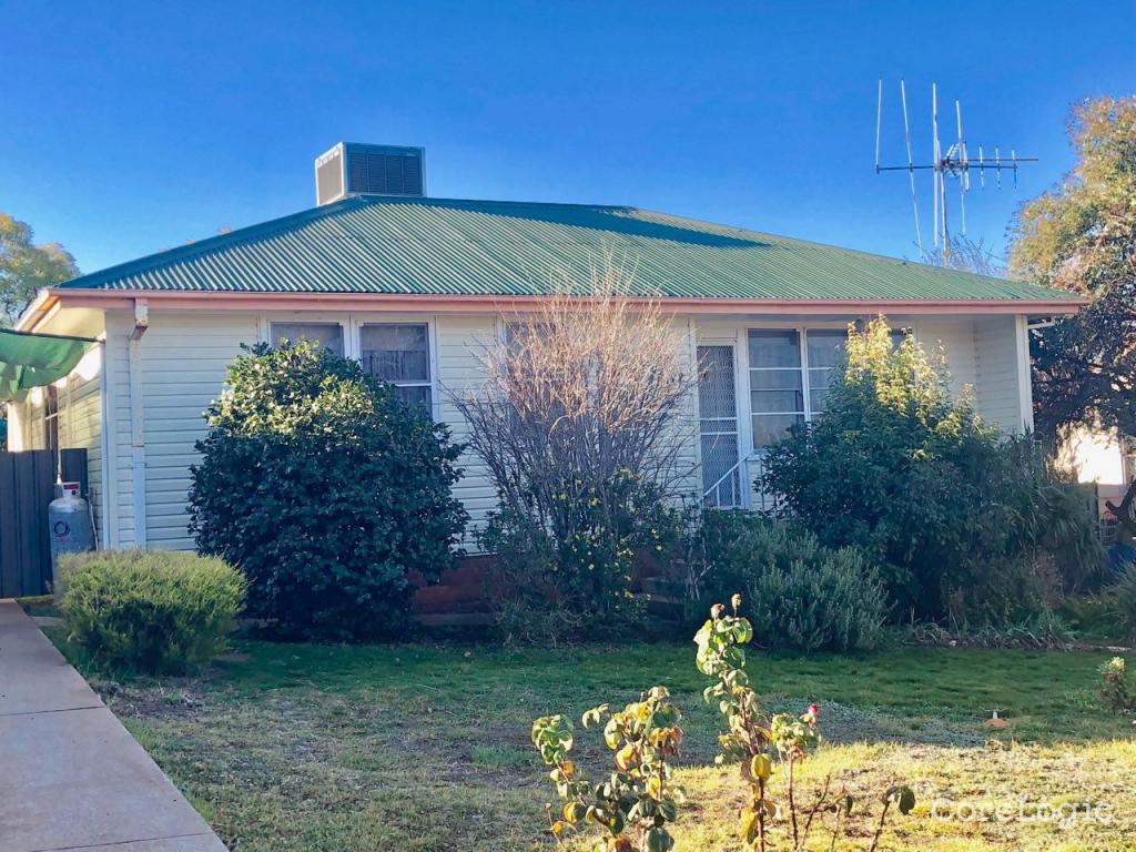 12 Wilga St, Parkes, NSW 2870