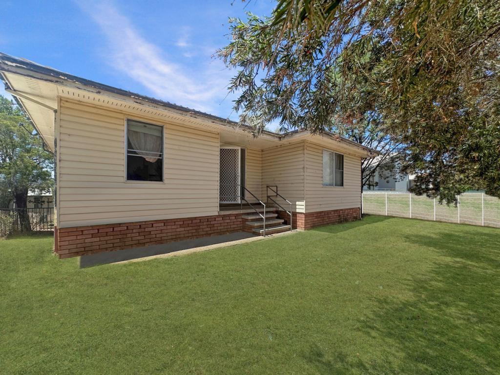 16 Purcell Dr, Narrabri, NSW 2390