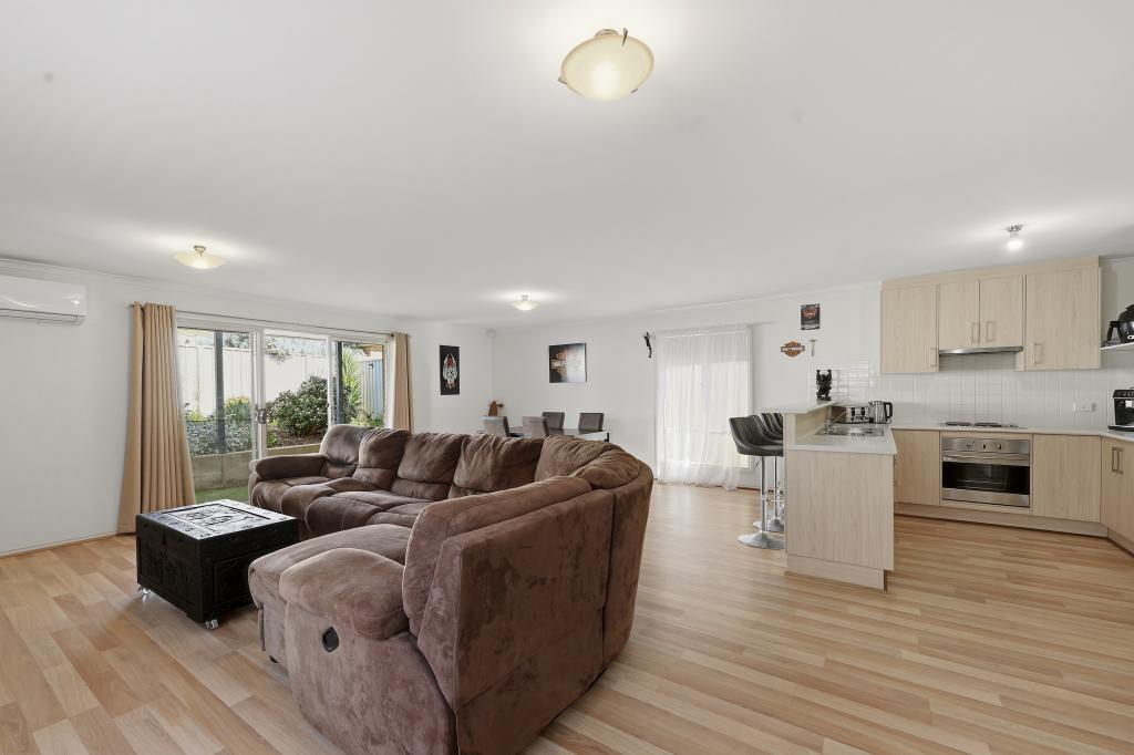 5a Springbett Dr, Hayborough, SA 5211