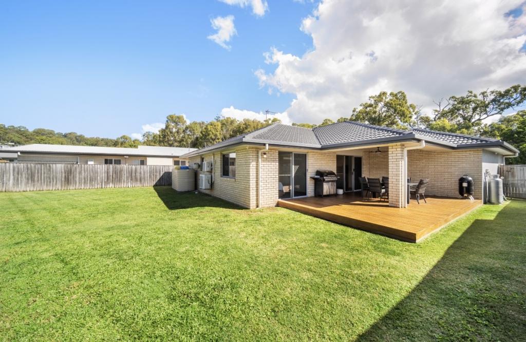 15 Parkview Dr, Little Mountain, QLD 4551