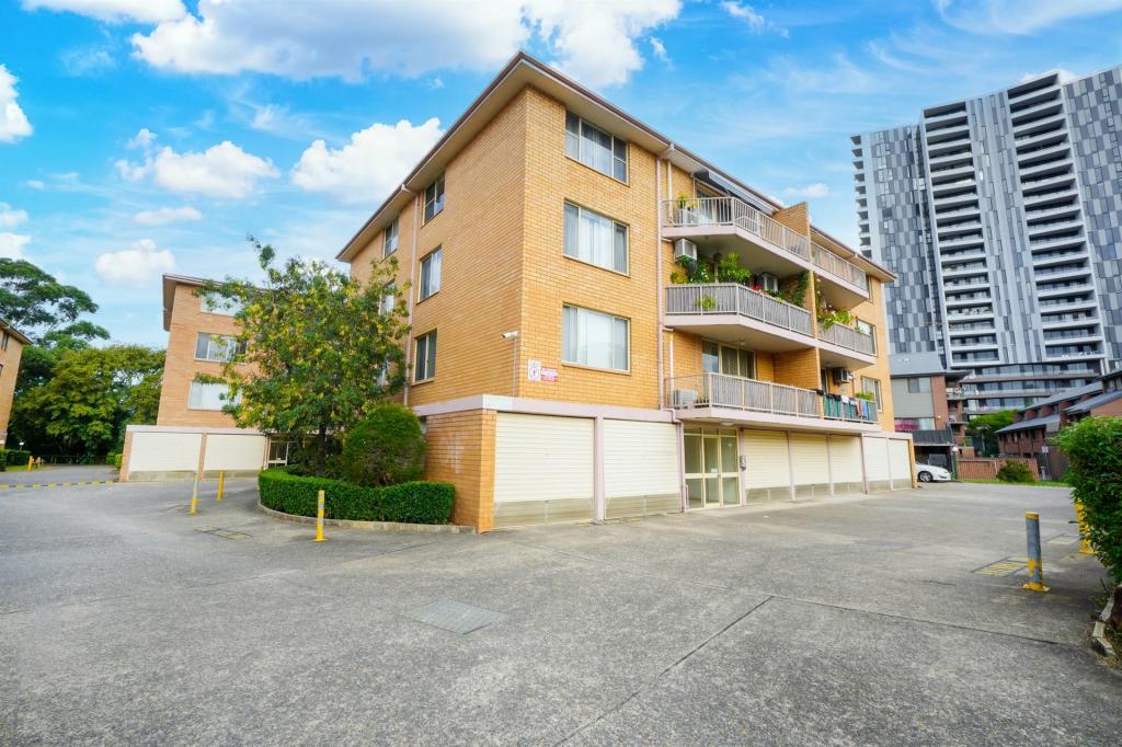 25/1 Riverpark Dr, Liverpool, NSW 2170
