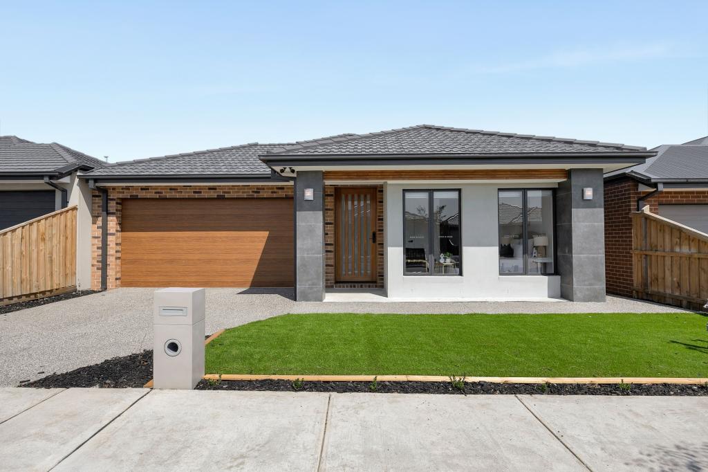 18 MIDANBURY RD, DONNYBROOK, VIC 3064