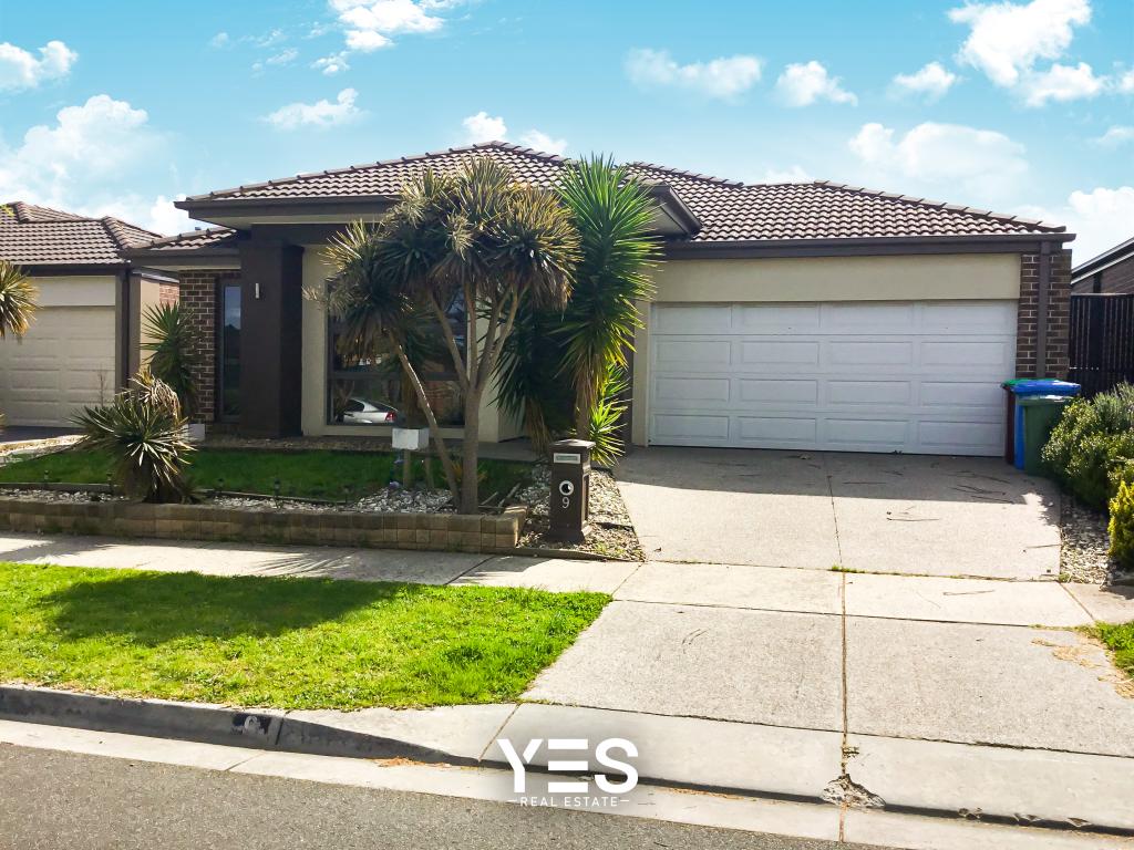 9 SAN FRATELLO ST, CLYDE NORTH, VIC 3978