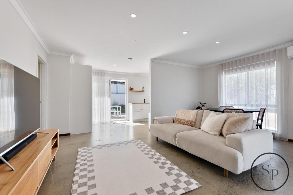 1/139 Mclarty Rd, Halls Head, WA 6210