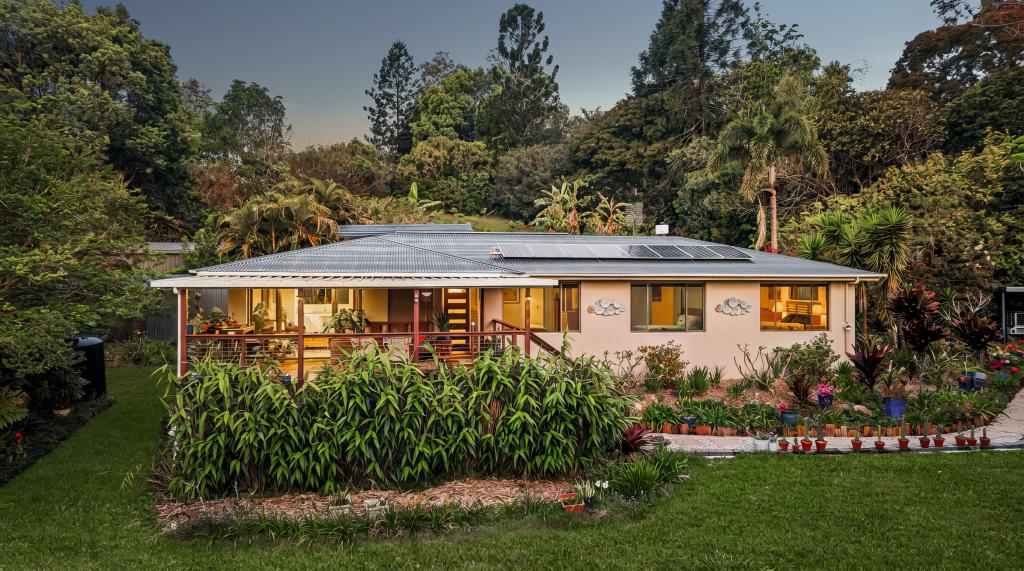 1 Springfield Cir, Cooroy, QLD 4563