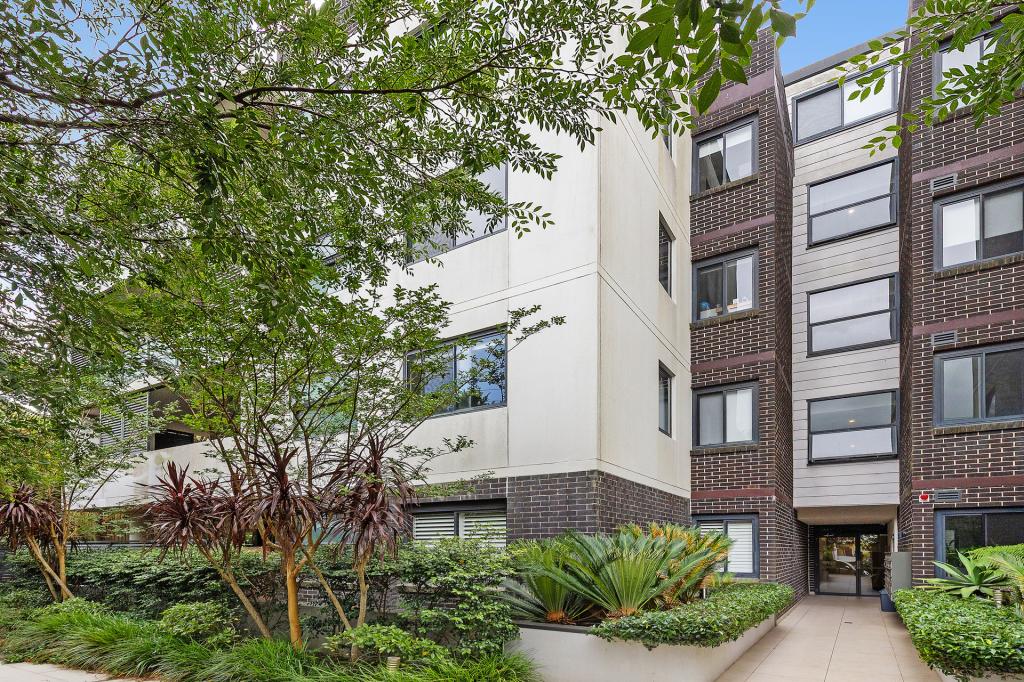 33/1-3 WEROMBI RD, MOUNT COLAH, NSW 2079