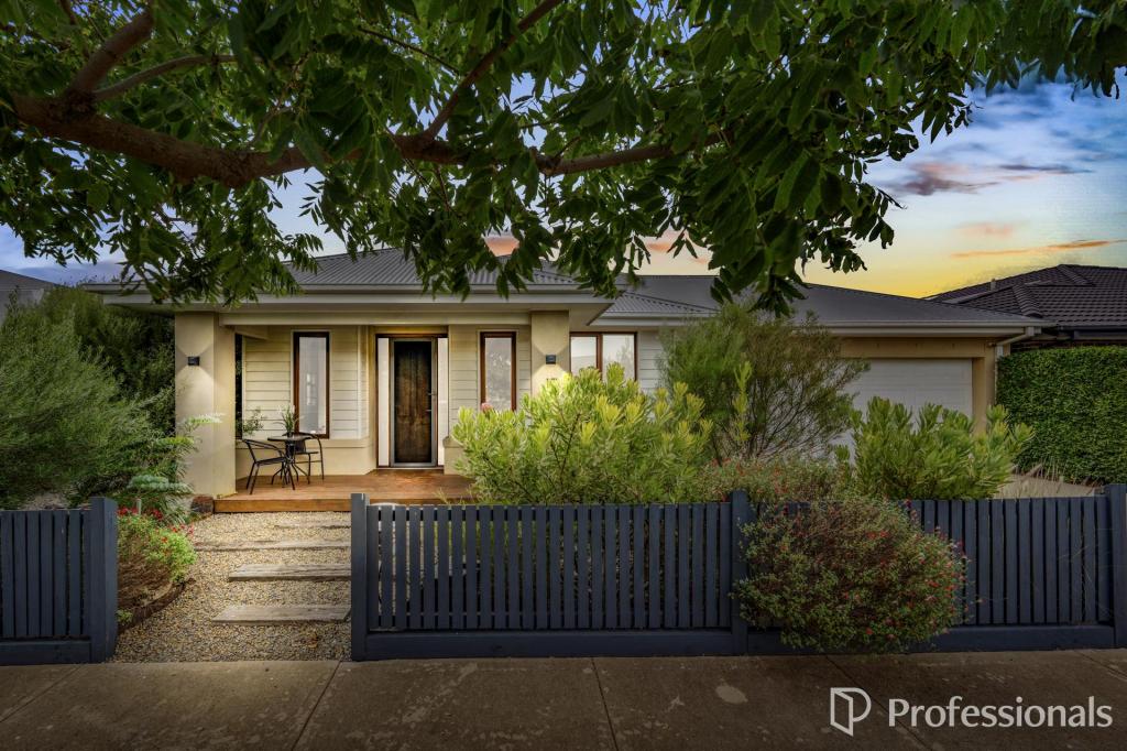 13 BOOLITE ST, EYNESBURY, VIC 3338