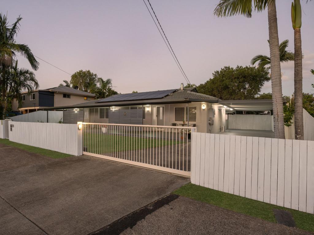 38 Russell St, Silkstone, QLD 4304