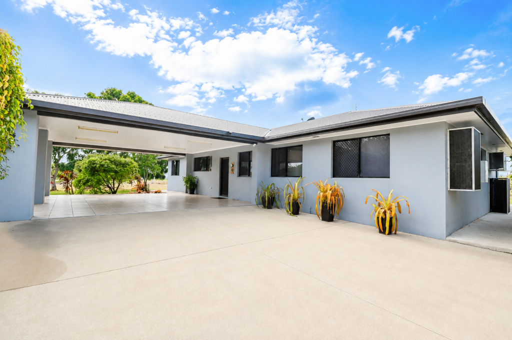 66 Northern Rd, Rita Island, QLD 4807
