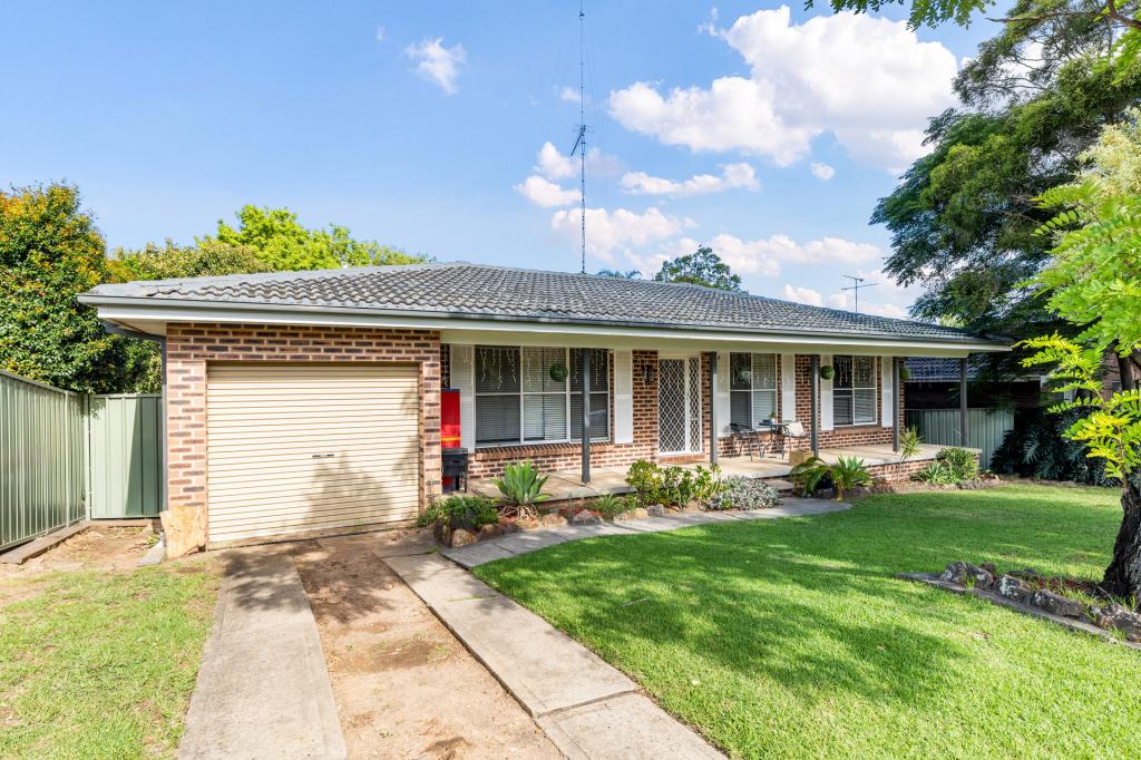 42 Bayley Rd, South Penrith, NSW 2750