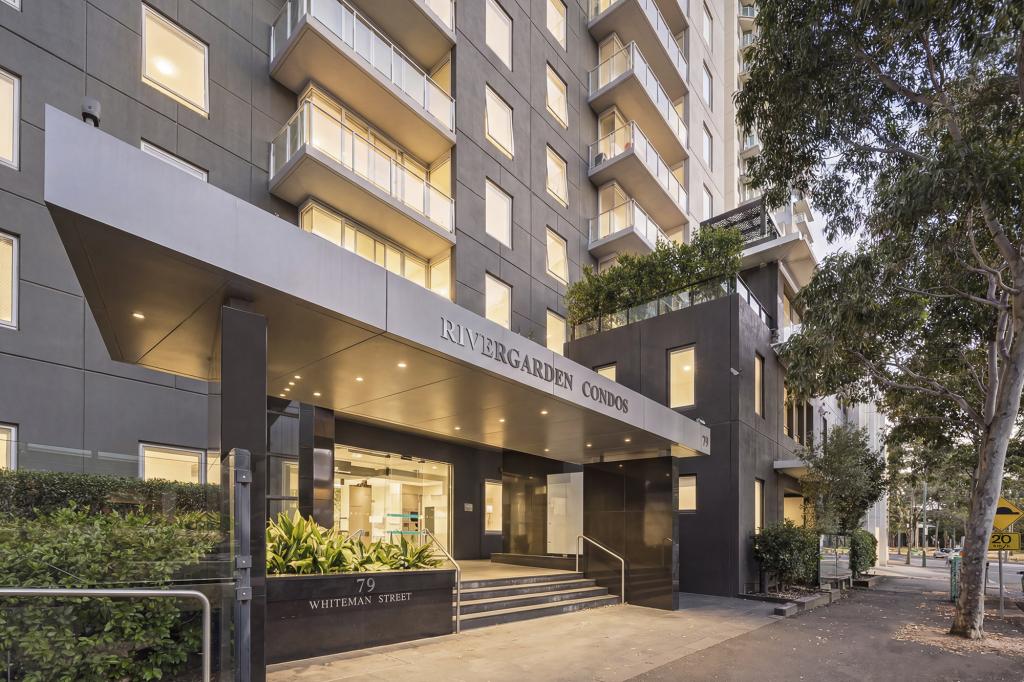 32/79 WHITEMAN ST, SOUTHBANK, VIC 3006