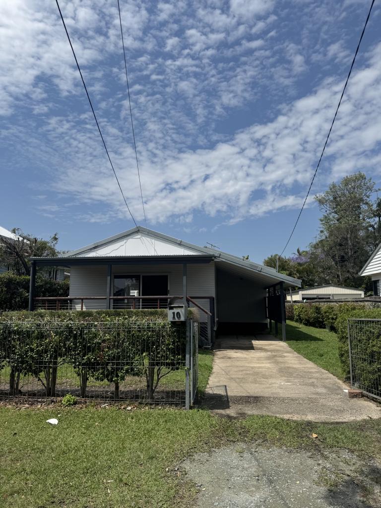 10 Twenty-Third Ave, Brighton, QLD 4017