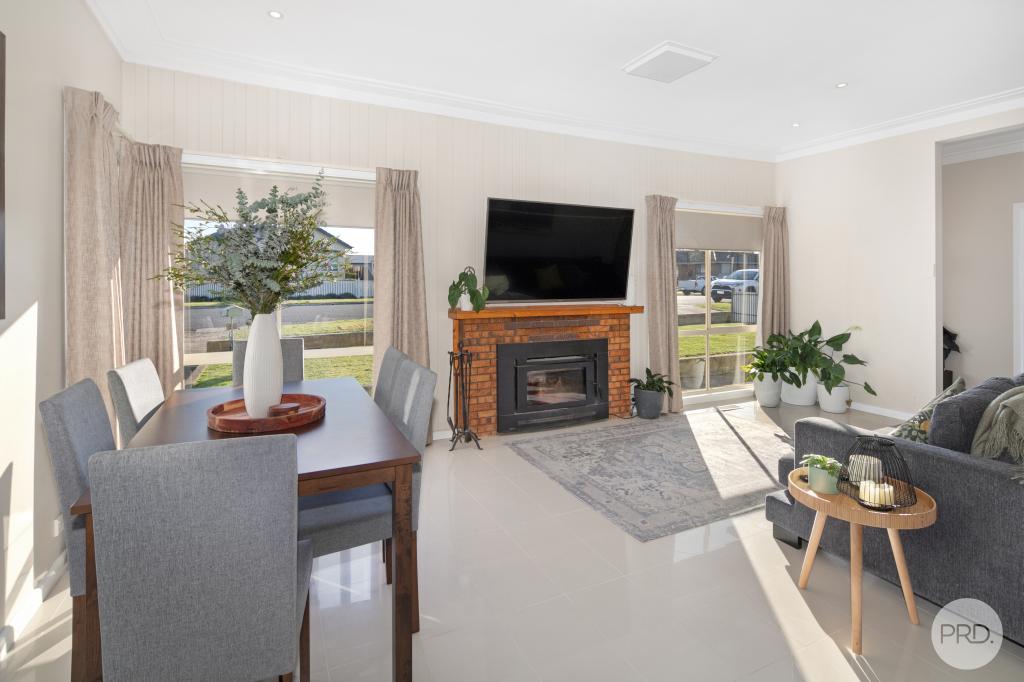 24 Harbour Dr, Sebastopol, VIC 3356