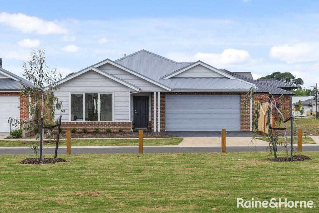 7 MALONEY RD, GISBORNE, VIC 3437