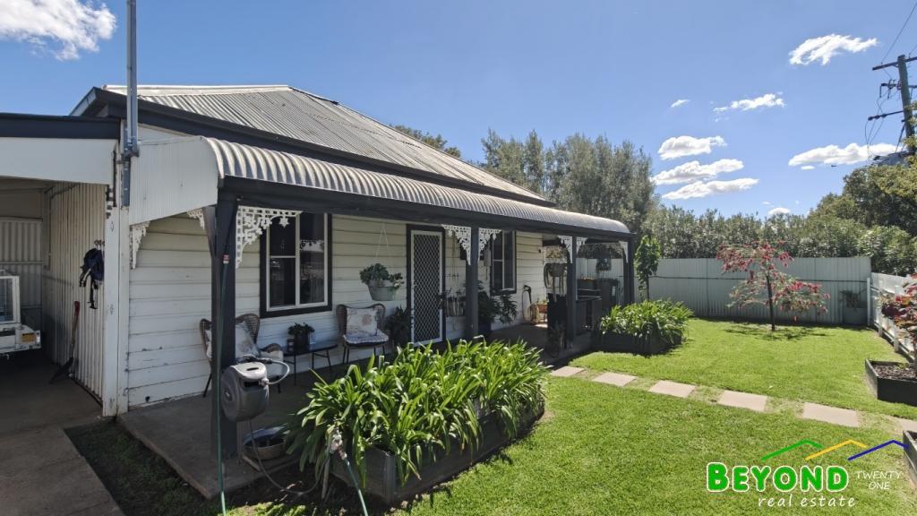 49 Waugan St, Gilgandra, NSW 2827