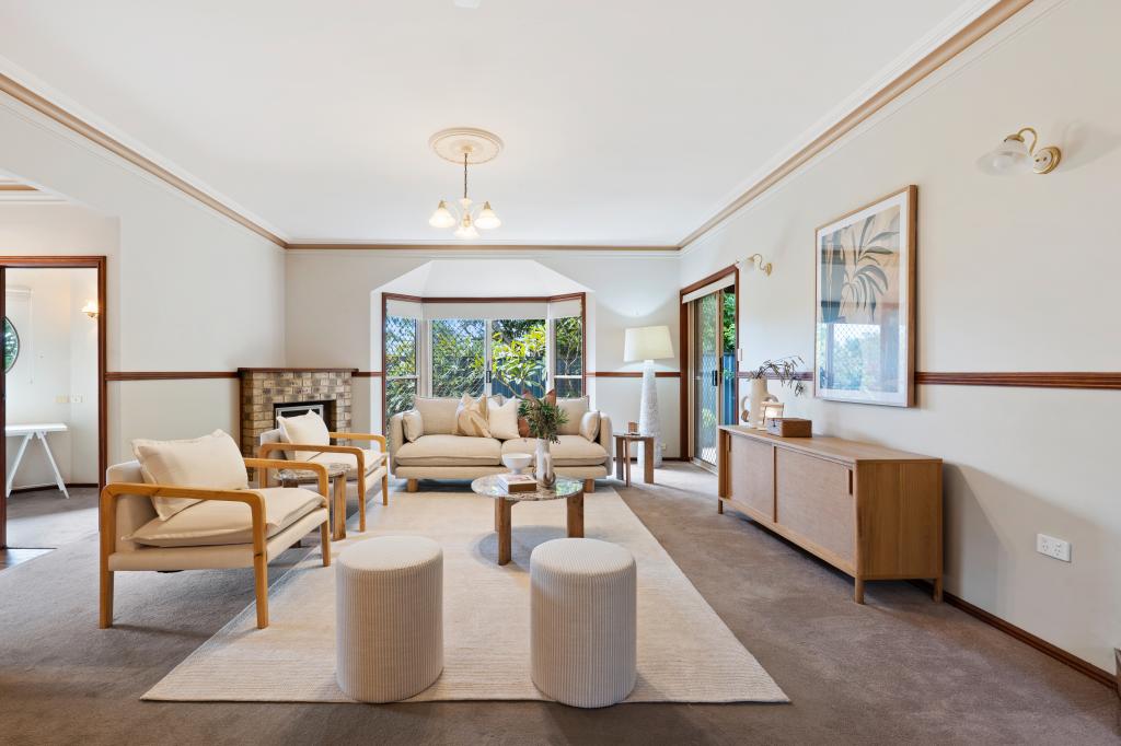 14 Stradbroke Ave, Tamborine Mountain, QLD 4272