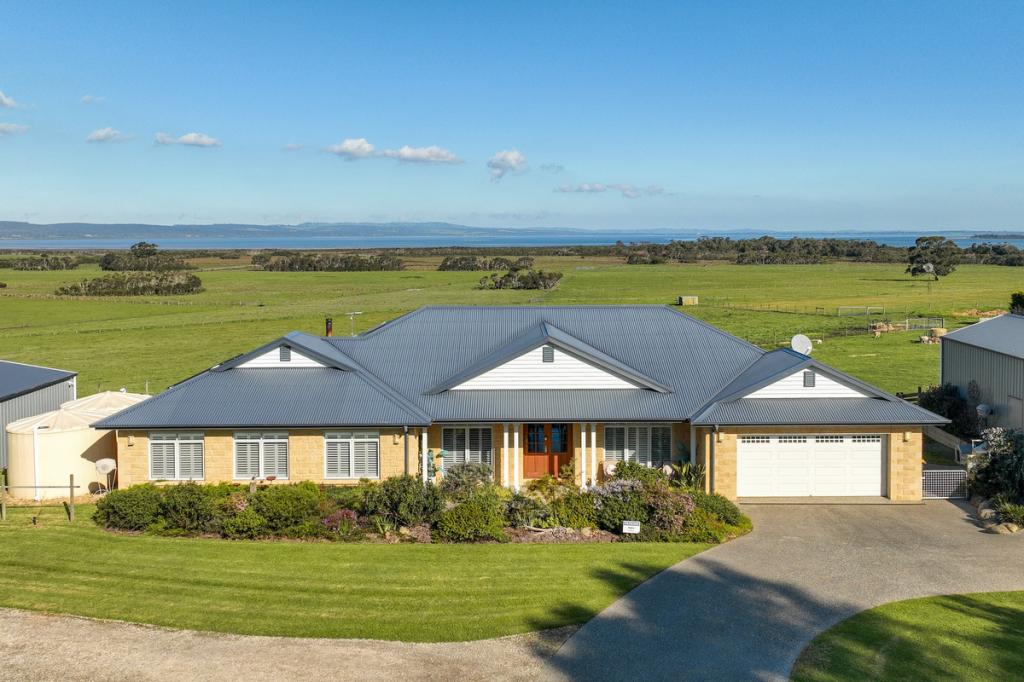 219 Bay Rd, Jam Jerrup, VIC 3984