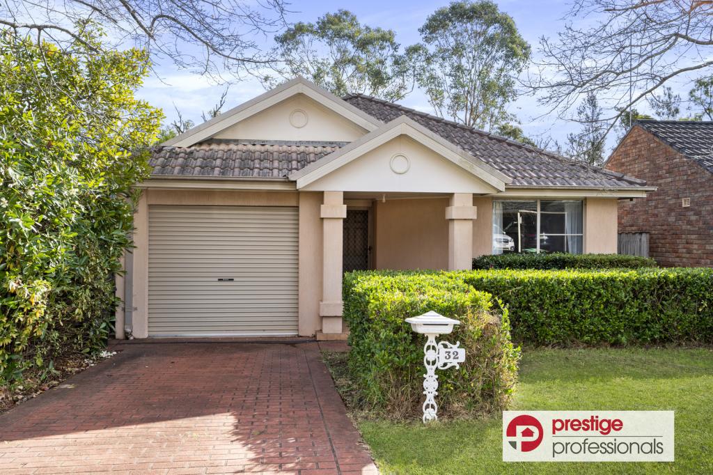 32 Corryton Ct, Wattle Grove, NSW 2173