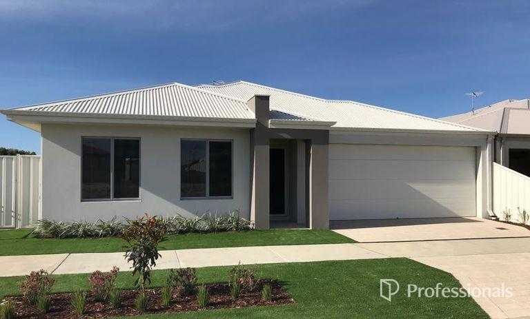 6 Teramo St, Hammond Park, WA 6164