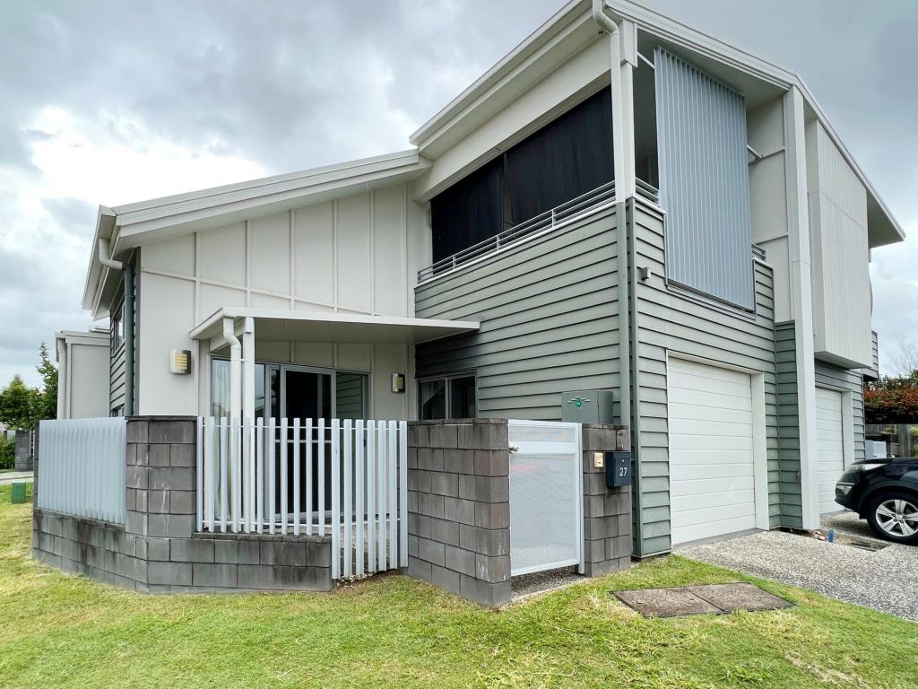 27 BELLS REACH DR, CALOUNDRA WEST, QLD 4551