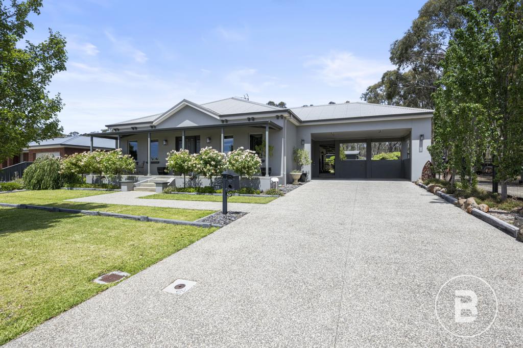 13 Forest View Dr, Maryborough, VIC 3465