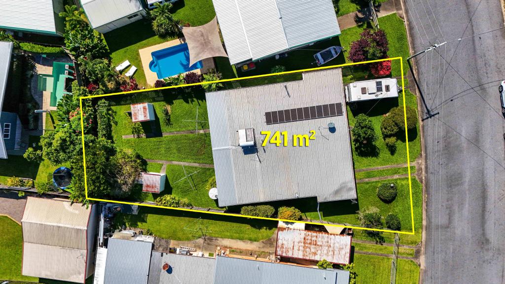 21 York St, Whitfield, QLD 4870