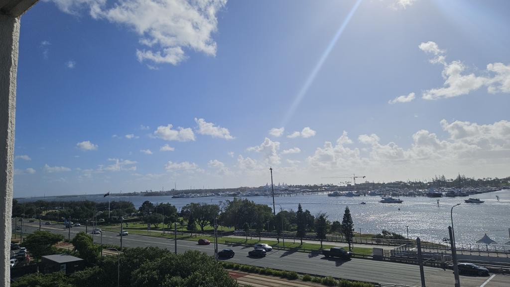 607/2 BARNEY ST, SOUTHPORT, QLD 4215