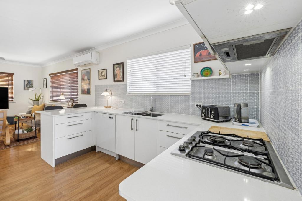 40 WEST KING ST, SOUTHPORT, QLD 4215
