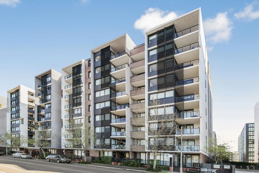 908/81b Lord Sheffield Cct, Penrith, NSW 2750