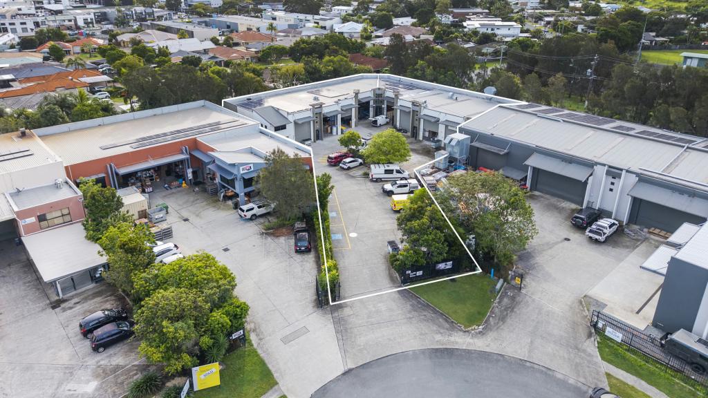 16 Hawker St, Currumbin Waters, QLD 4223