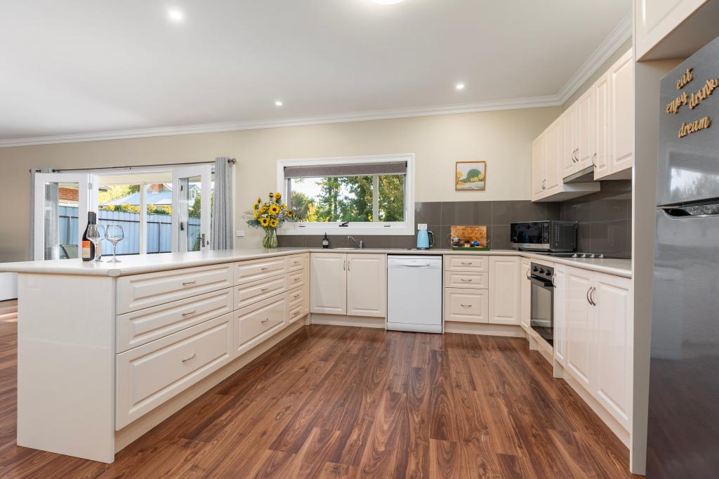 6187 Mansfield-Whitfield Rd, Whitfield, VIC 3733