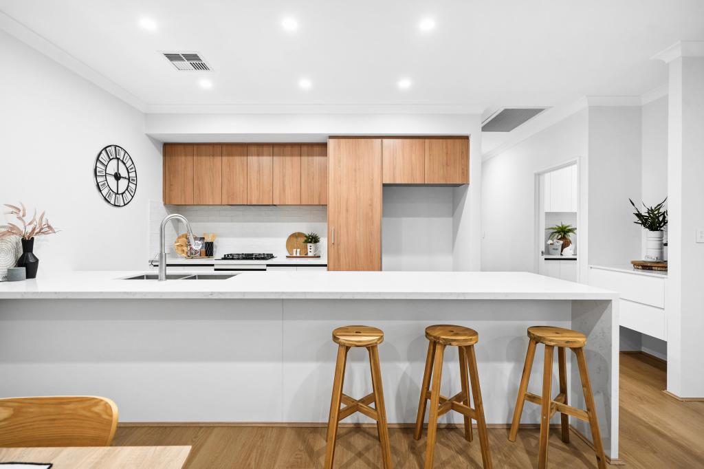 21a Broadway, Bassendean, WA 6054