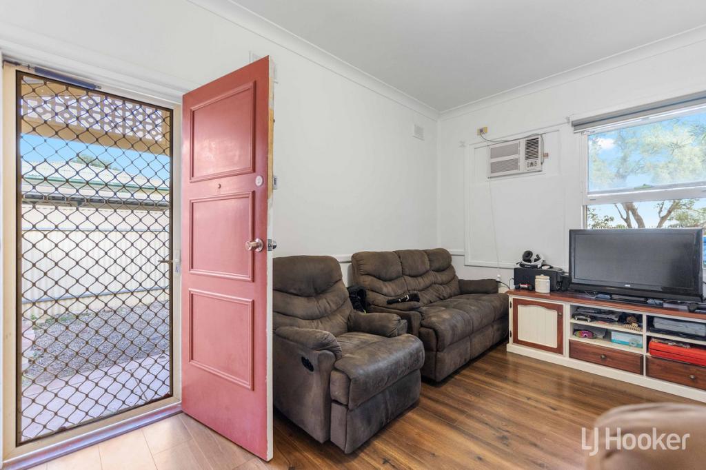 14 Amport St, Elizabeth North, SA 5113