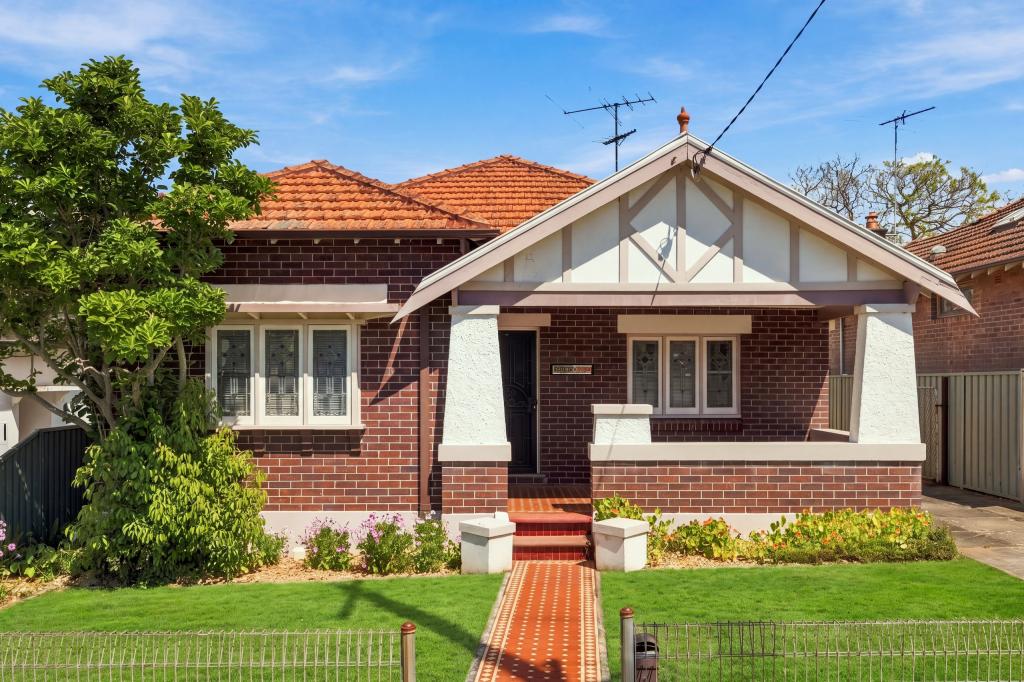 13 Vivian St, Bexley, NSW 2207