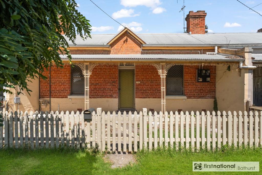 30 Henry St, Bathurst, NSW 2795