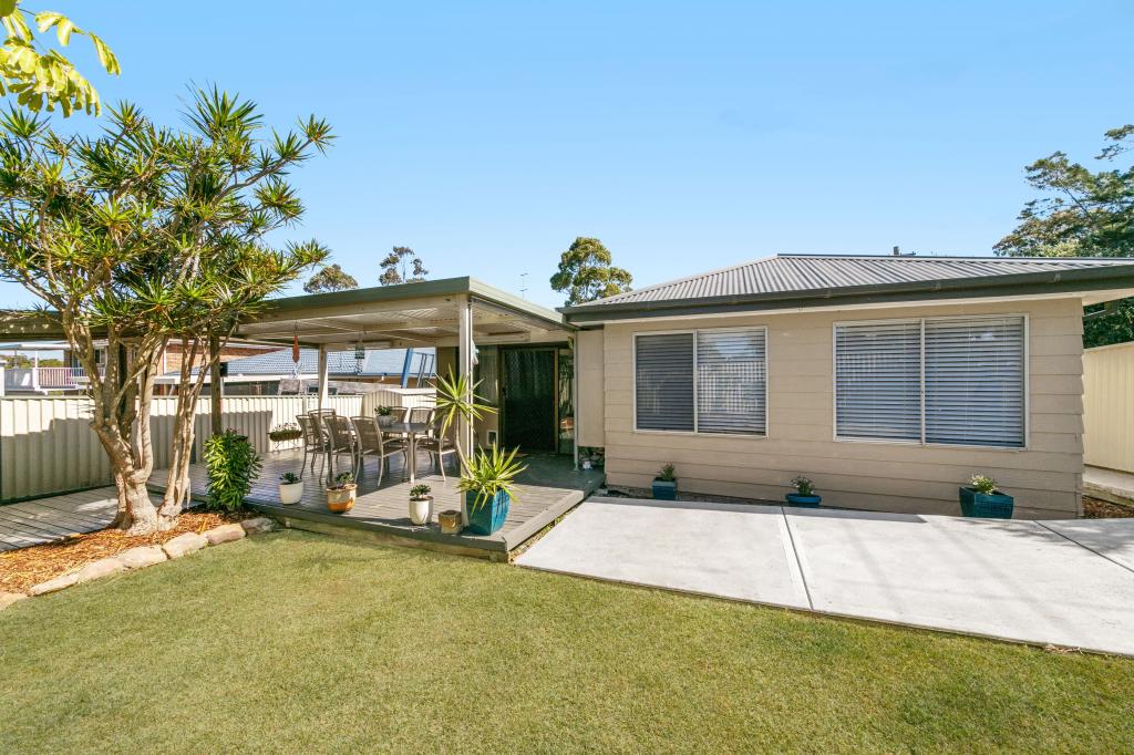 11 Minnamurra Rd, Gorokan, NSW 2263