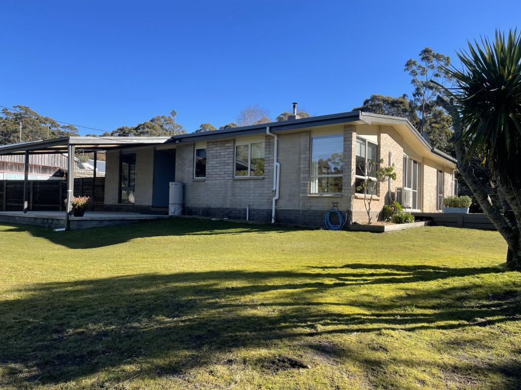 23826  A BASS HWY, CHRISTMAS HILLS, TAS 7330