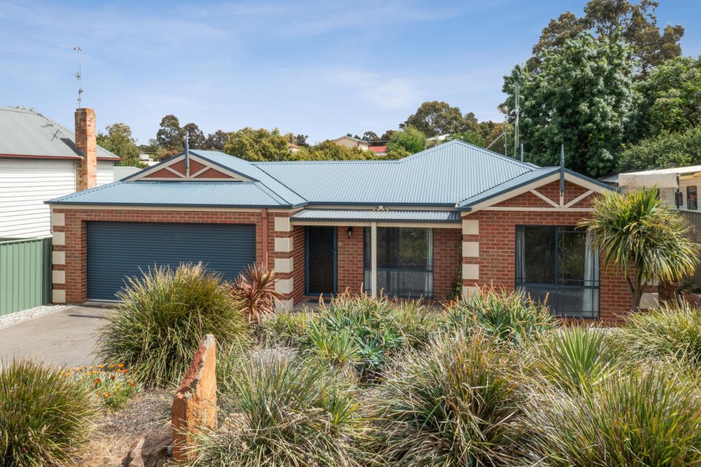 54 Hodgson St, Eaglehawk, VIC 3556