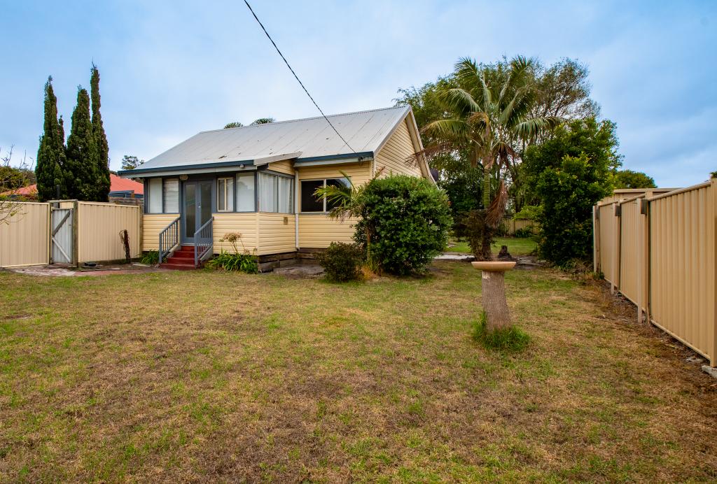 254 North Rd, Yakamia, WA 6330